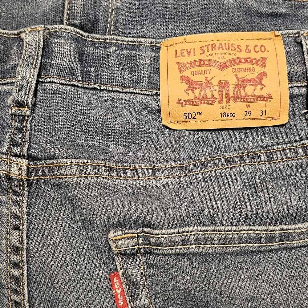 Levi's Classic Straight Jeans